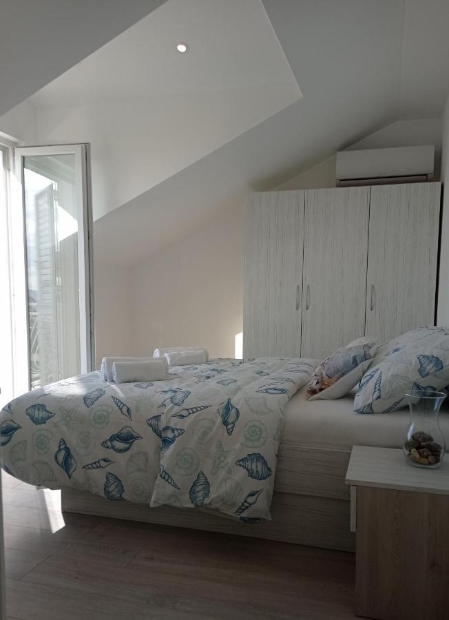 Apartment Lucija With Sea View Dubrovnik Luaran gambar